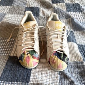 Pharrell Williams Adidas Superstar Shell Toe Sneaker